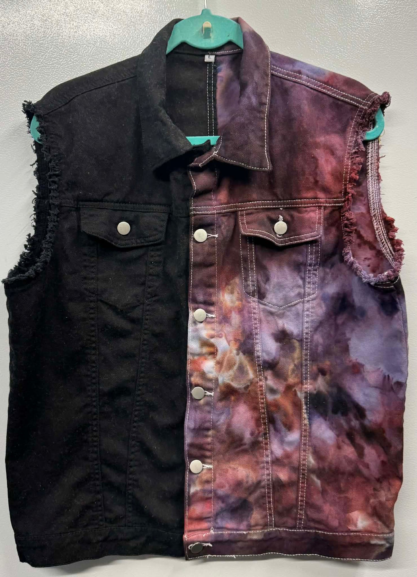 Man's L Denim Vest Half Black